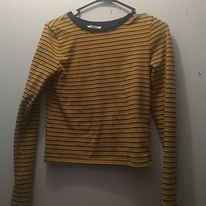 Yellow long sleeve shirt